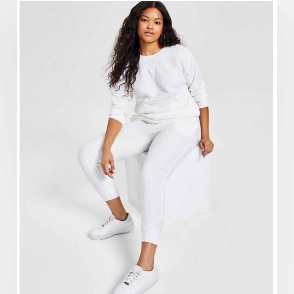JENNI SOLID SHERPA PAJAMA SET. SIZE SMALL NWT
